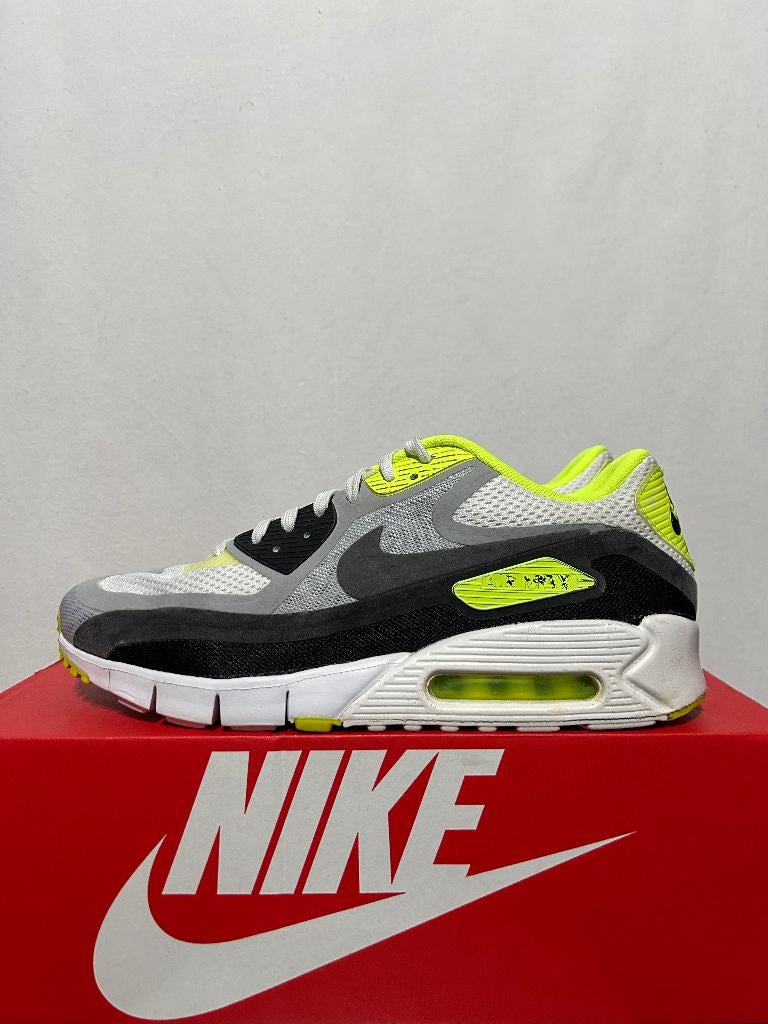 ALS NIEUW! Maat 44 - Nike Air Max 90 Breathe Grey Volt Black, Kleding | Heren, Schoenen, Zo goed als nieuw, Sneakers of Gympen