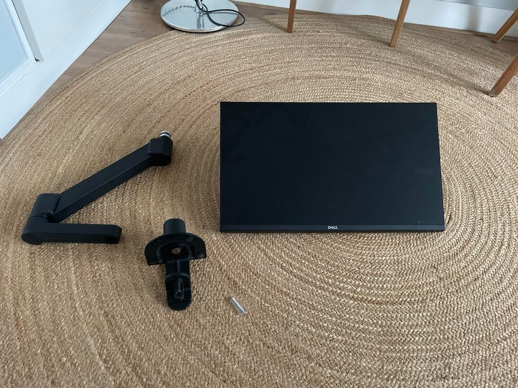 Dell P2419H 24 inch monitor met arm, Computers en Software, Monitoren, Gebruikt, IPS, In hoogte verstelbaar, Full HD
