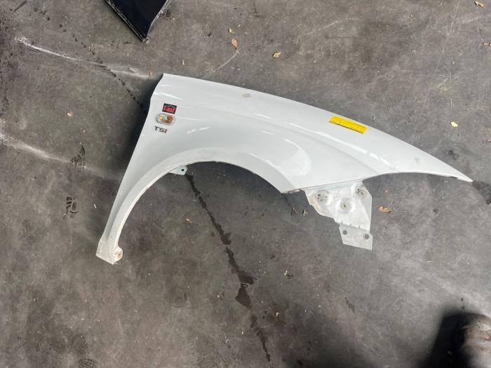 Scherm rechts-voor van een Seat Altea (LB9A), Auto-onderdelen, Carrosserie en Plaatwerk, Seat, Gebruikt, 3 maanden garantie, Ophalen of Verzenden