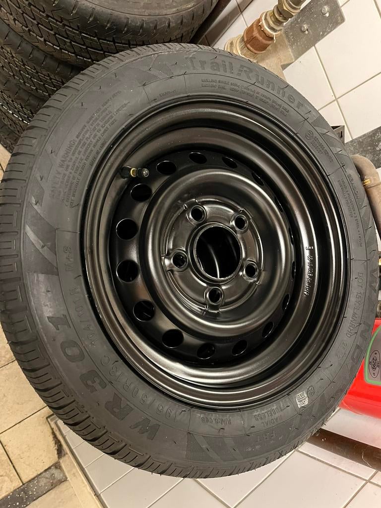 Aanhangerwielen 195/50R13 Zwarte velgen nieuw 13 inch wielen, Auto diversen, Aanhangwagen-onderdelen, Ophalen of Verzenden, Nieuw