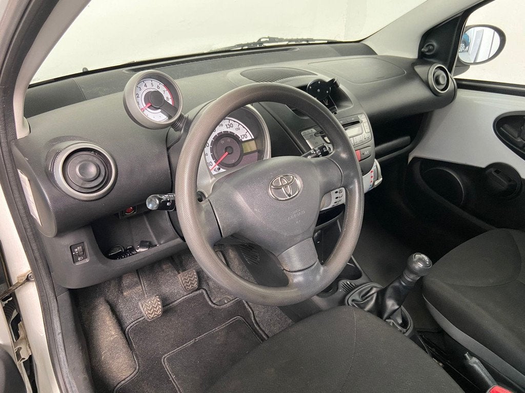 Toyota Aygo 1.0 VVT-i Comfort. Arco. Elek Pakket! (bj 2012), Voorwielaandrijving, Euro 5, Gebruikt, 4 stoelen