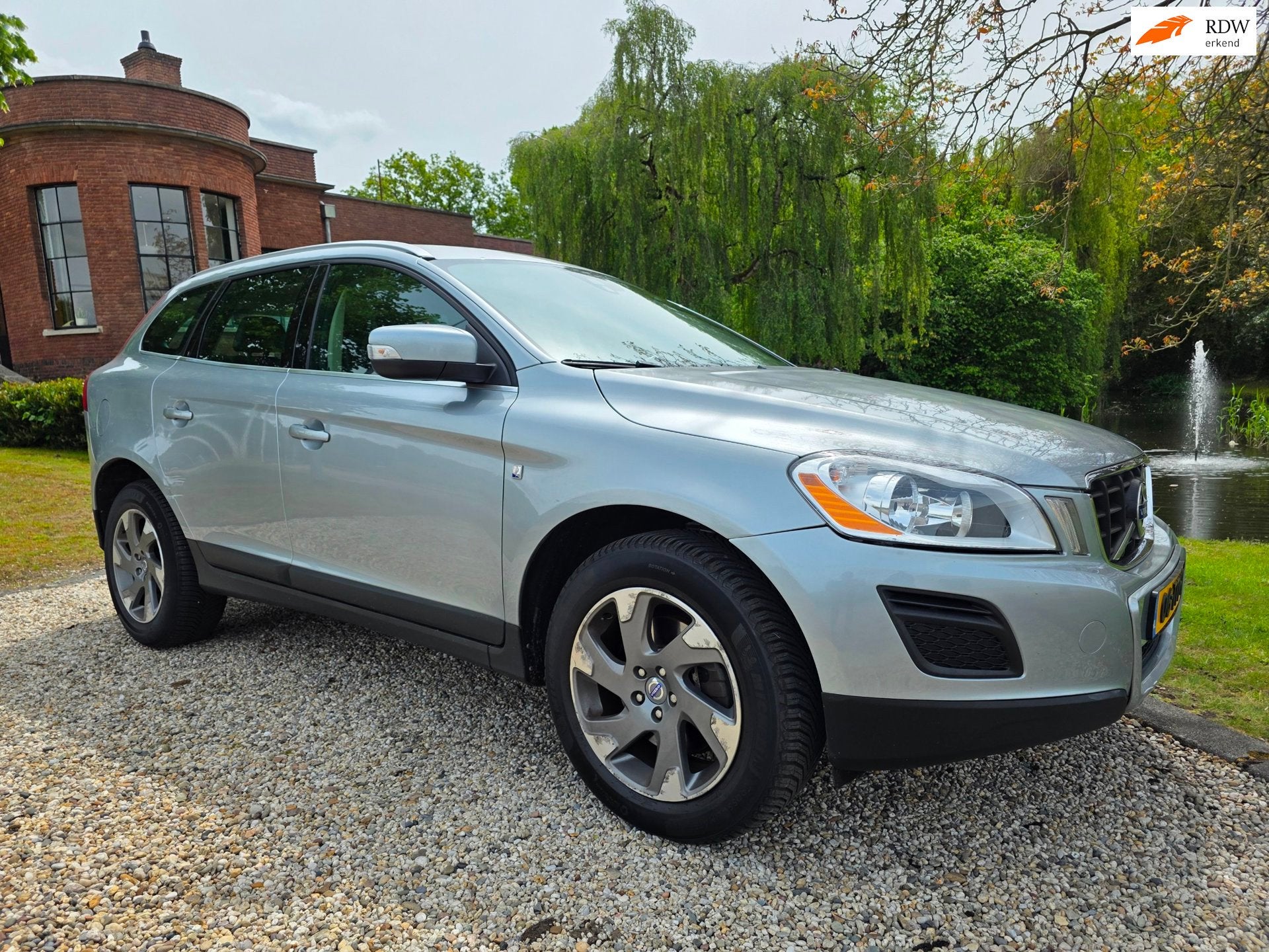 Volvo XC60 2.0 T5 Ocean Race AUTOMAAT/leer/NAVI, Euro 5, Zwart, 4 cilinders, Bedrijf