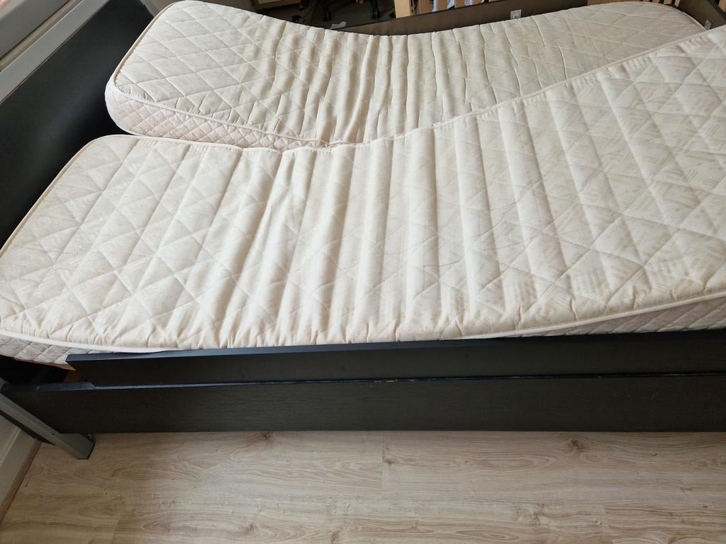 GRATIS BED 160 X 200, Huis en Inrichting, Slaapkamer | Bedden, Ophalen of Verzenden, Tweepersoons