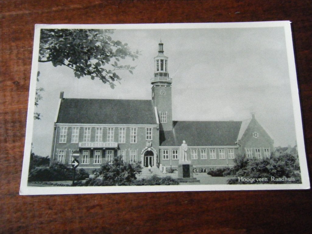 R4 - Hoogeveen - Raadhuis - 1956 - Mooi/Oud, Verzamelen, Ophalen of Verzenden, 1940 tot 1960, Drenthe