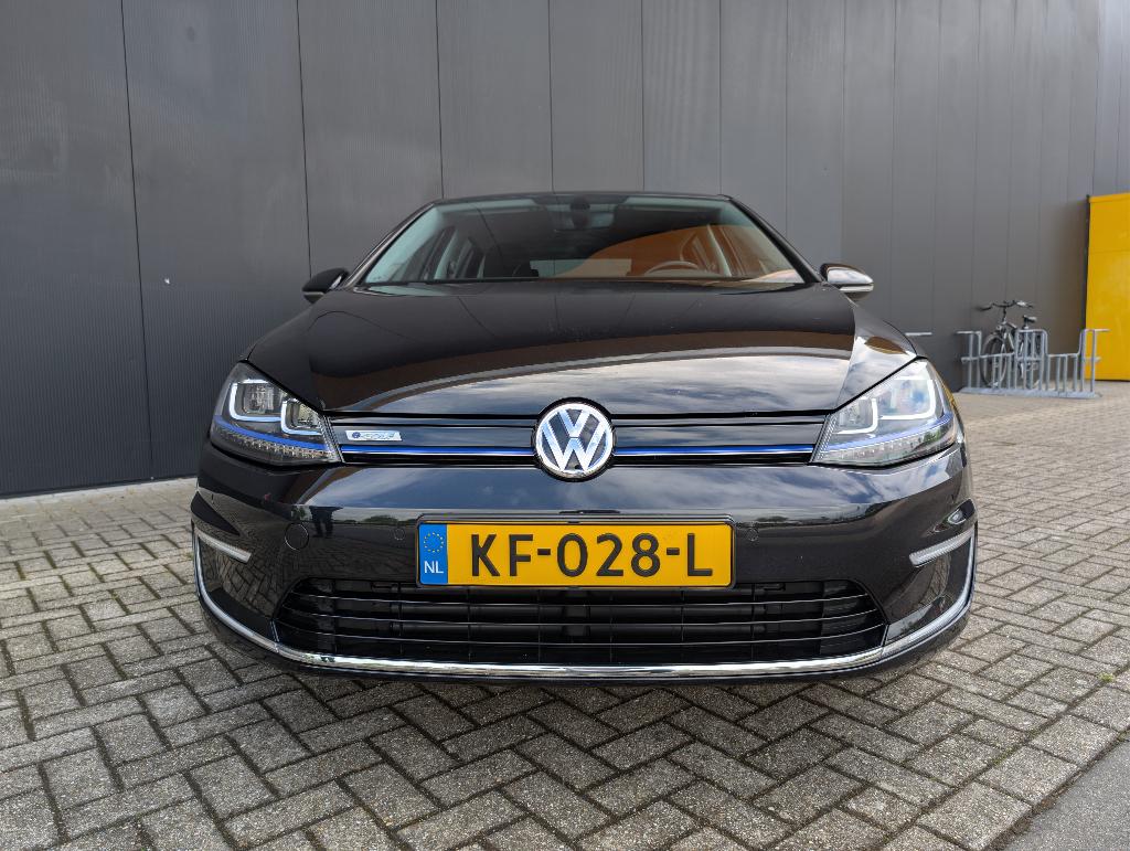 Volkswagen Golf E-golf 5D 2016 Zwart, Auto's, Volkswagen, Particulier, Golf, ABS, Achteruitrijcamera, Airbags, Airconditioning