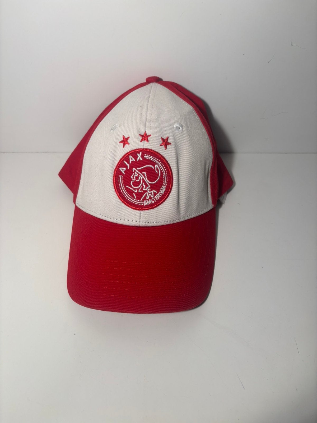 AFC Ajax Pet Rood/Wit, Verzamelen, Ophalen of Verzenden, Gebruikt, Ajax, Pet of Muts