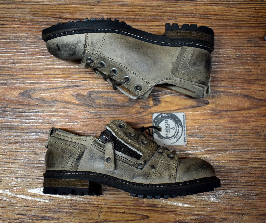 YELLOW CAB - leren veterboots met rits Taupe - maat 31, Meisje, Schoenen, Nieuw, Ophalen of Verzenden