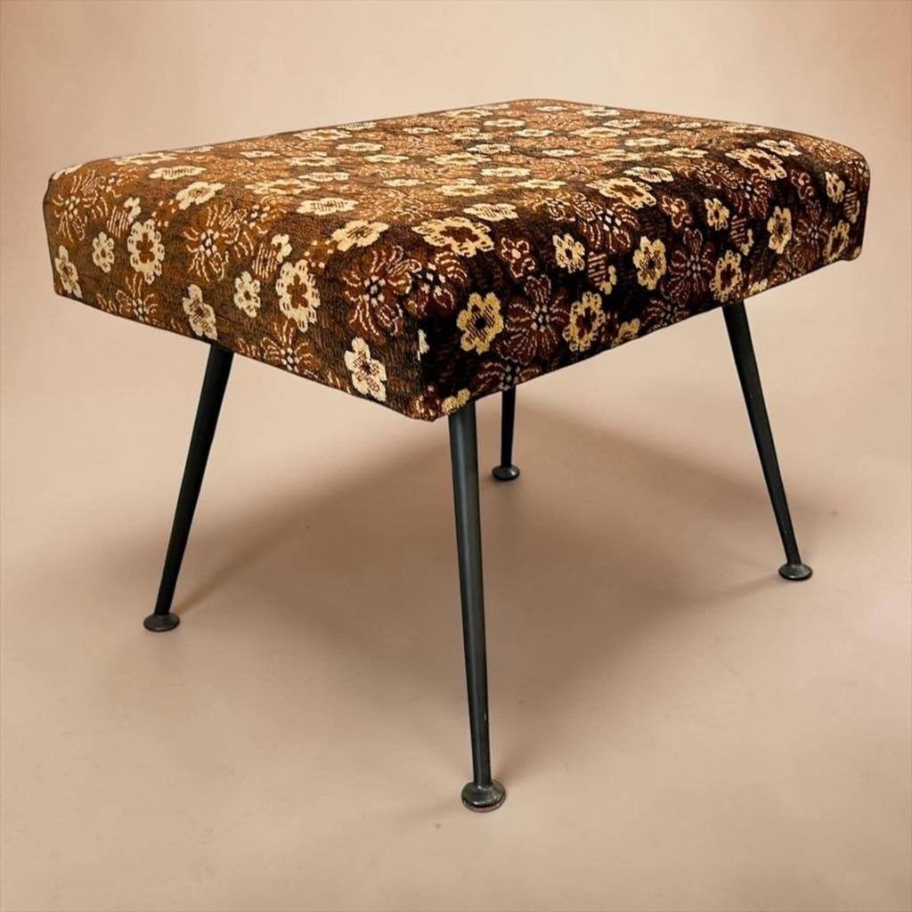 Vintage gebloemde poef / uitklapbare opstapkruk / laddertje, Ophalen, Minder dan 50 cm, Gebruikt, Rond