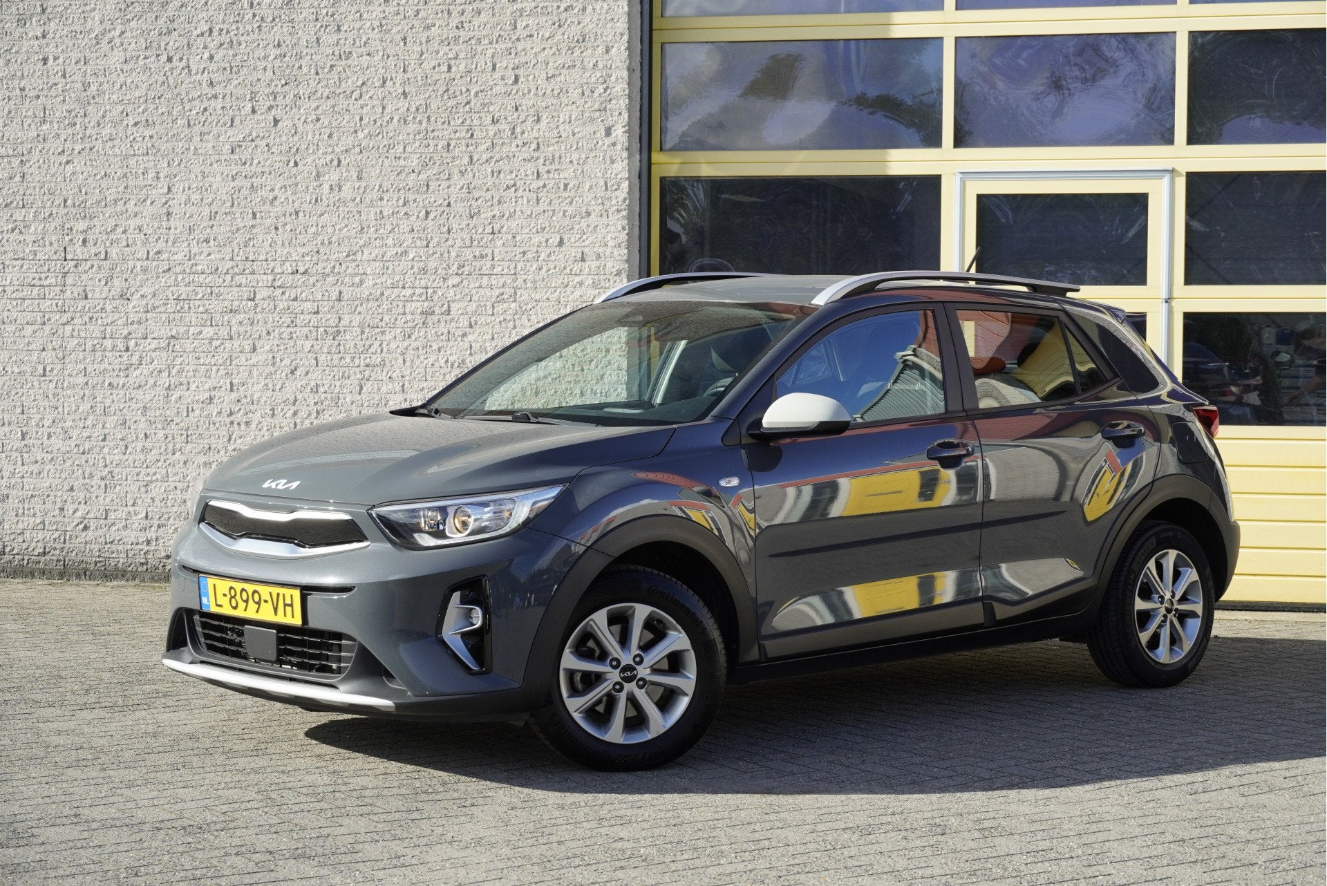 Kia Stonic 1.0 T-GDi MHEV DynamicLine BJ2021 Lmv 15" | Led |, Voorwielaandrijving, Dealer onderhouden, Gebruikt, Origineel Nederlands