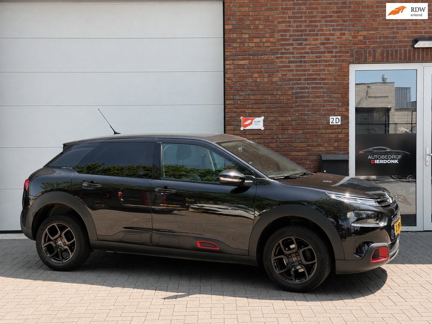 Citroen C4 Cactus 1.2 PureTech Feel|NIEUWE APK|AIRCO|NAVI, Auto's, Voorwielaandrijving, Stof, 1199 cc, Zwart