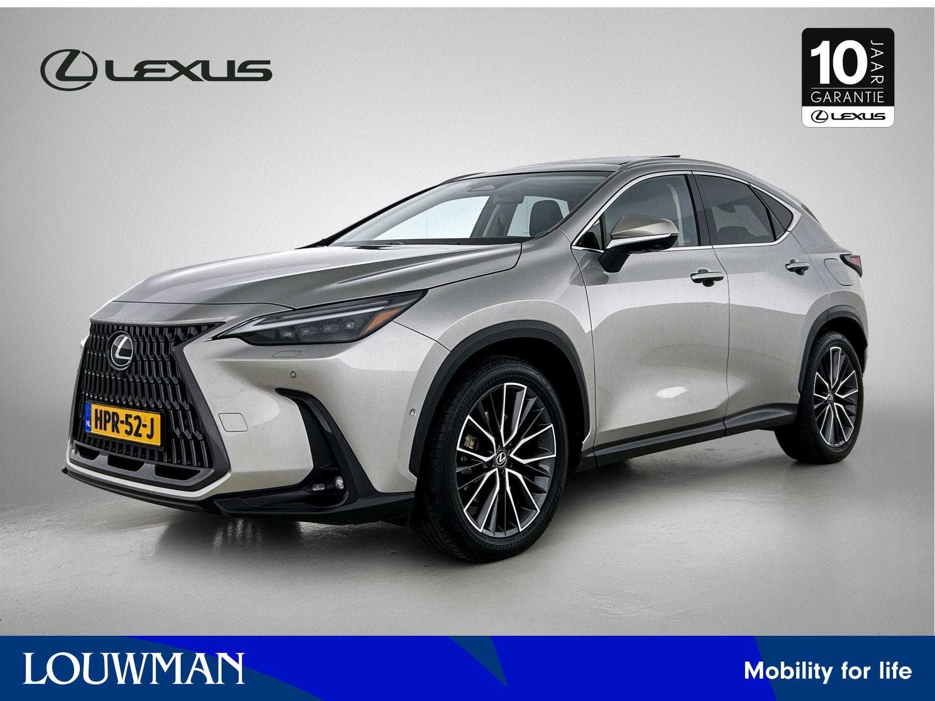 Lexus NX 450h+ AWD President Line | Panorama Schuif/kantelda, Auto's, Automaat, Gebruikt, 4 cilinders, Bedrijf