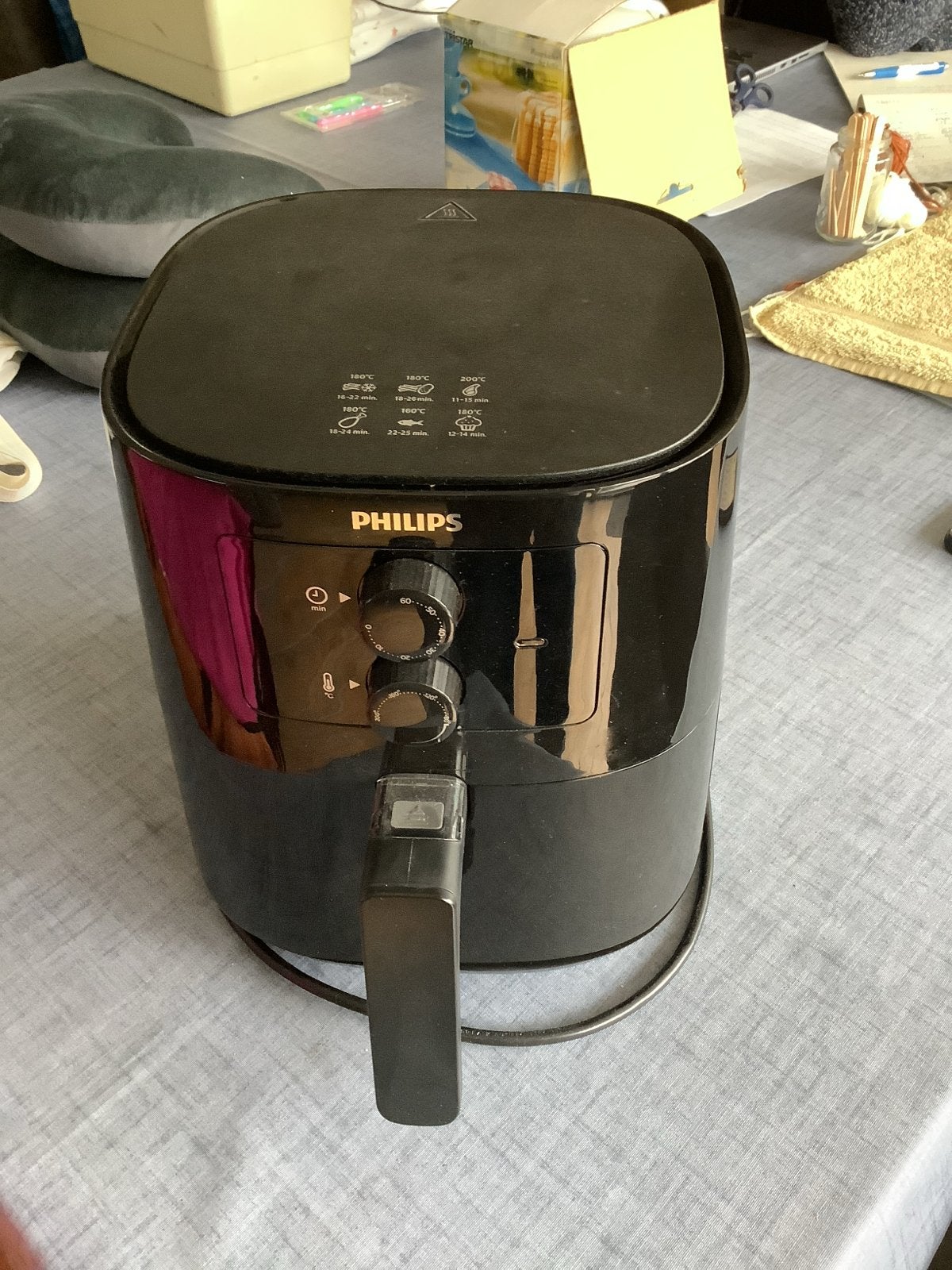 Philips Airfryer HD9200 - Zo goed als nieuw, Ophalen, Zo goed als nieuw, Airfryer, 750 t/m 999 gram