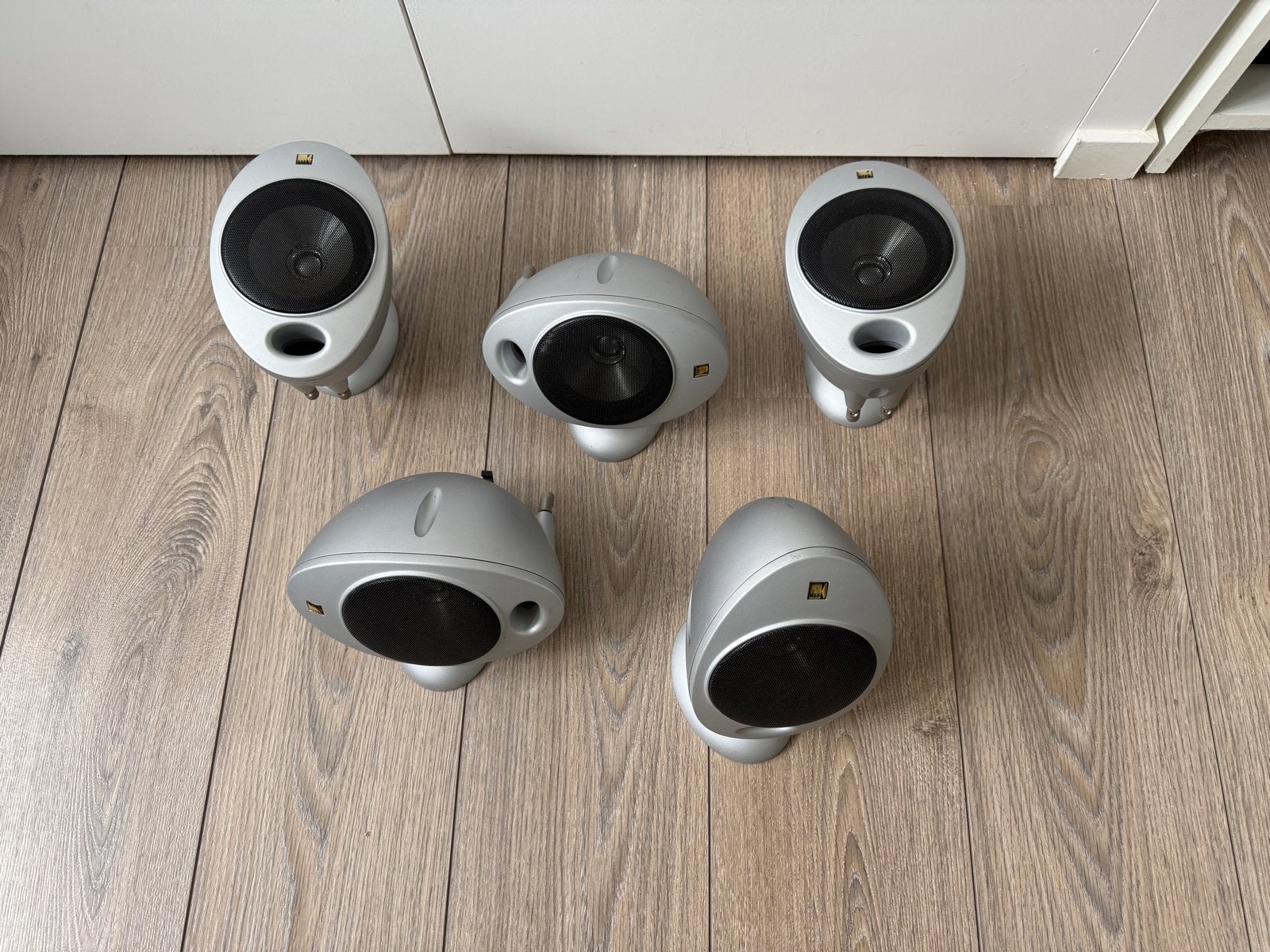 KEF KHT 2005.2 Surroundset - 5 Satelliet Speakers, Ophalen, Gebruikt, 60 tot 120 watt, Surroundset
