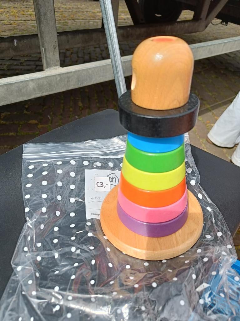 Houten stapeltoren met kleurrijke ringen, Ophalen of Verzenden, Gebruikt, Overige typen