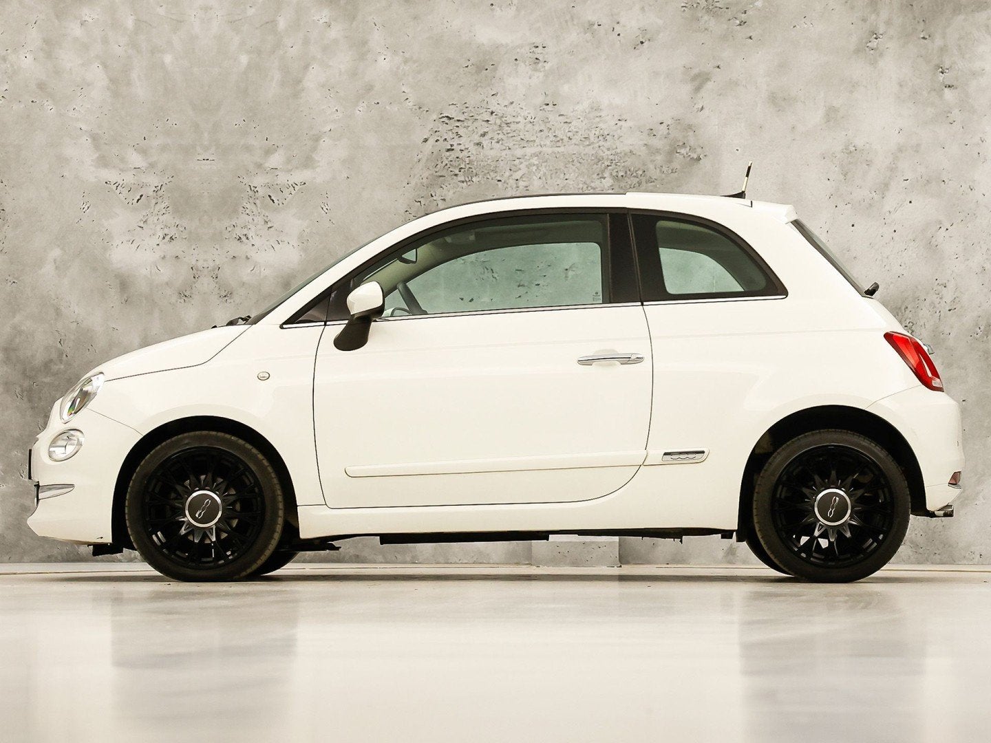 Foto 2 van Fiat 500 0.9 TwinAir Turbo Lounge (NAP, PANORAMADAK, VIRTUAL