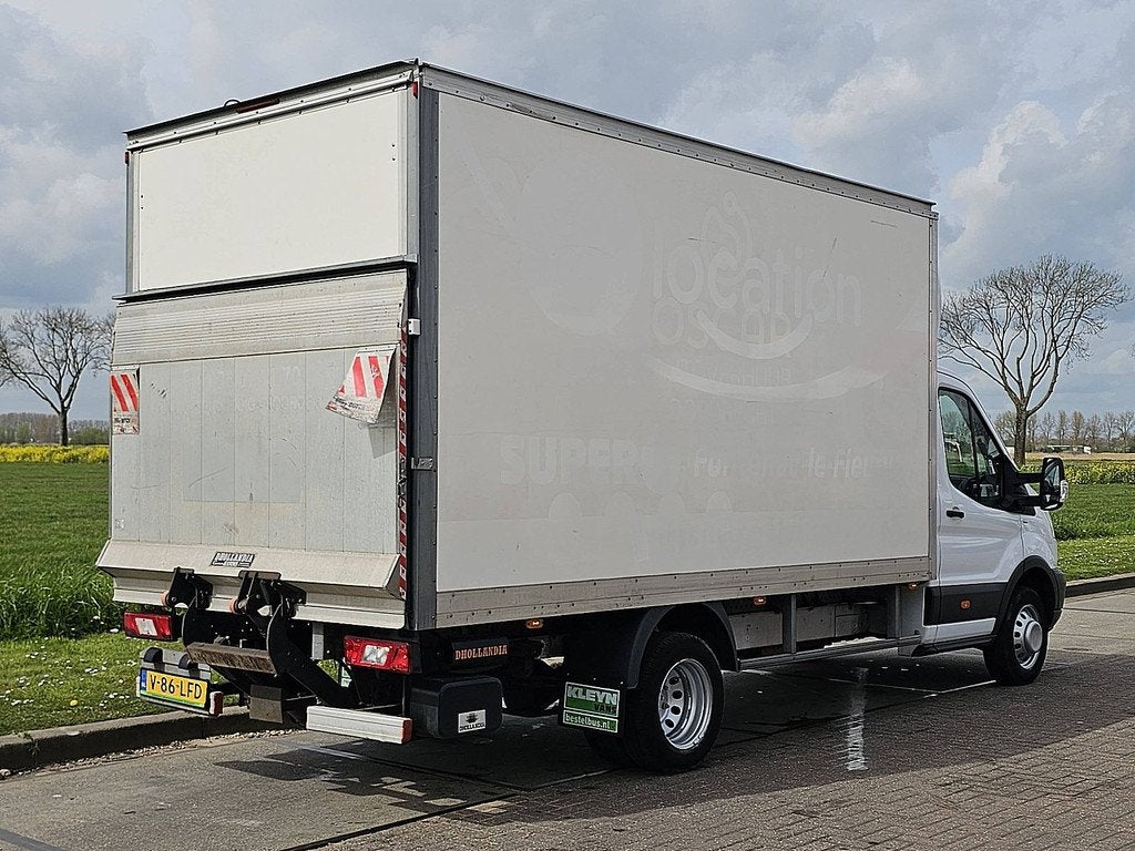 FORD TRANSIT 2.0 bakwagen laadklep, Auto's, Bestelauto's, Gebruikt, Euro 6, Wit, 170 pk