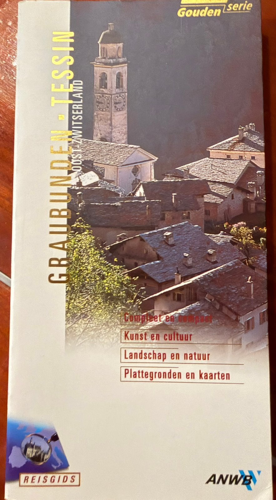 ANWB reisgids - gouden serie. Grsubunden - Tessin, Boeken, Reisgidsen, Europa, Ophalen of Verzenden, Zo goed als nieuw, Reisgids of -boek