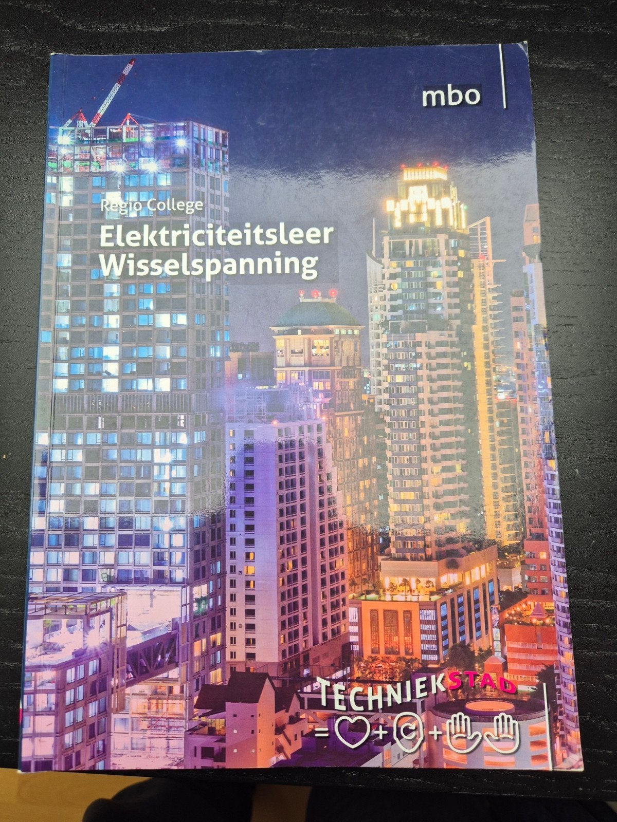 Elektriciteitsleer Wisselspanning MBO - Regio College, Regio College, Ophalen of Verzenden, Zo goed als nieuw, MBO