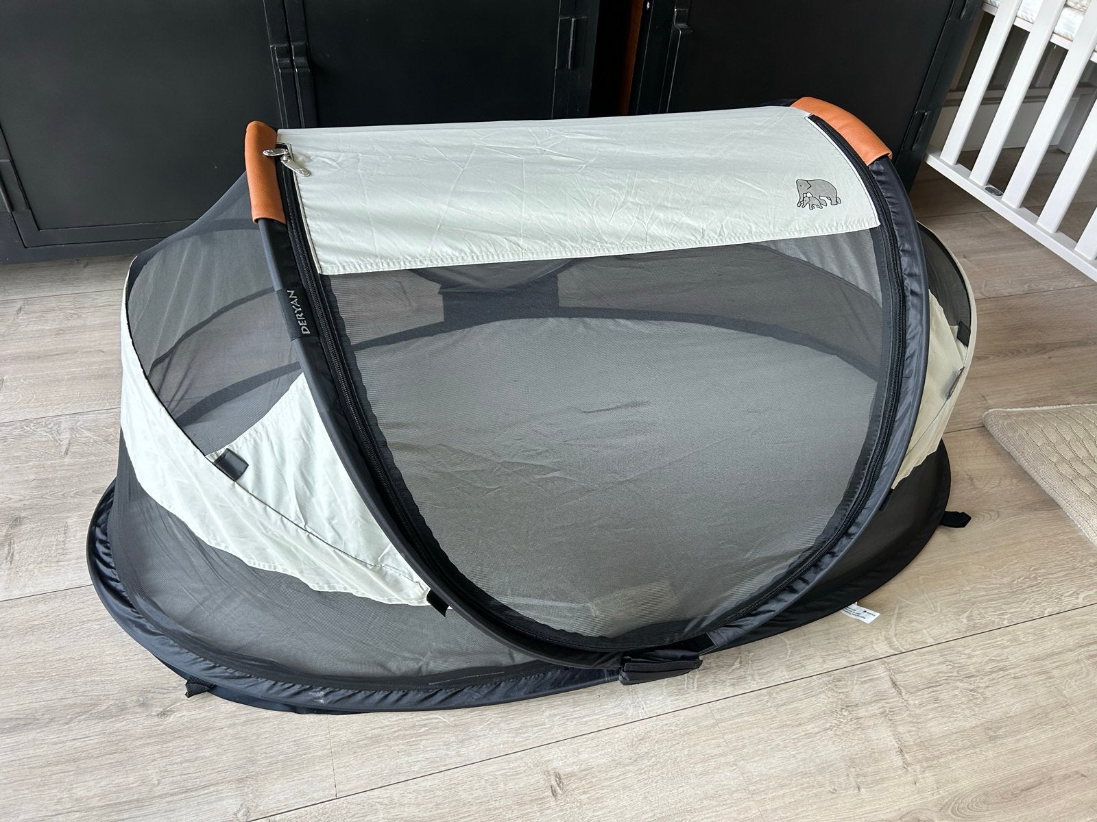Deryan Baby Luxe Ivory Reisbedje met 3D Welcool Matras, Ophalen of Verzenden, Zo goed als nieuw, Reisbedje