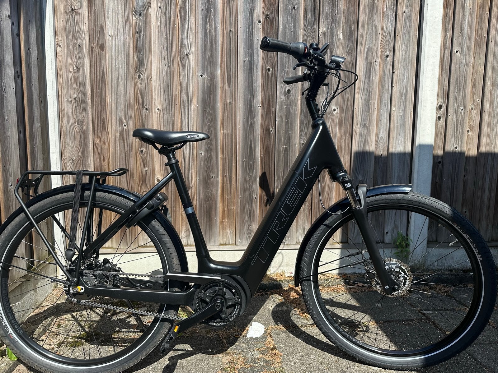 Trek District E-bike 2023 ZGAN, Versnellingen, Zo goed als nieuw, 50 tot 53 cm, Schijfrem