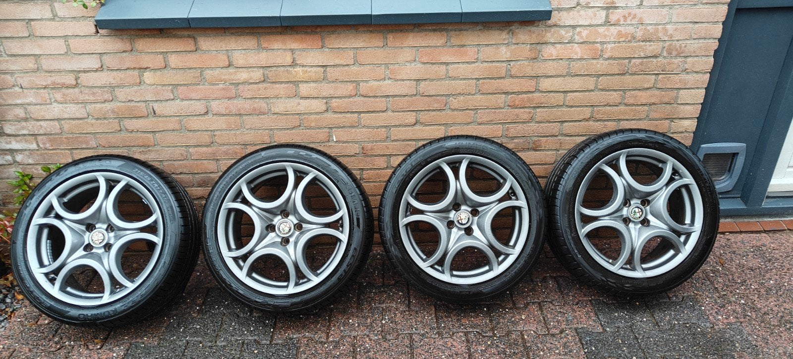 4 alfa romeo mito qv velgen 17 inch, Ophalen, Banden en Velgen, 17 inch, Personenwagen