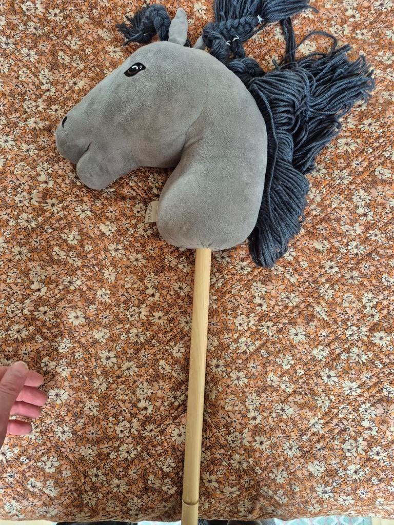 Houten stokpaard/ hobbyhorse grijs met donkergrijze manen, Ophalen of Verzenden, Gebruikt