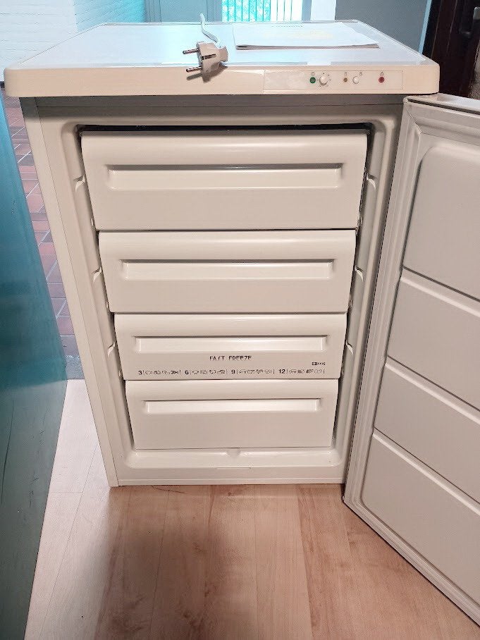 Diepvrieskast / Diepvries Zanussi A Klasse in nieuwstaat, Witgoed en Apparatuur, Vriezers en Diepvrieskisten, Minder dan 60 cm