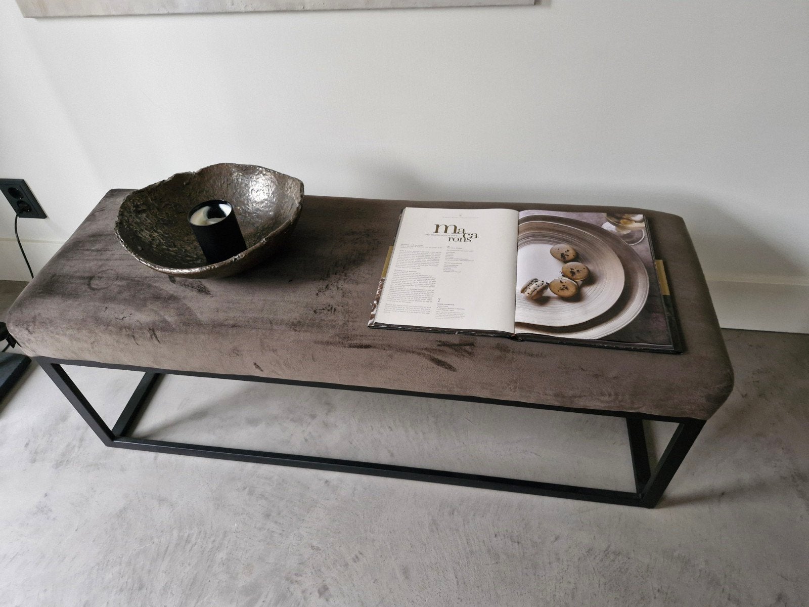 Heel mooi velvet / fluweel bankje, hocker, poef. 120x40, Huis en Inrichting, Banken | Voetenbanken en Poefen, Ophalen, Zo goed als nieuw