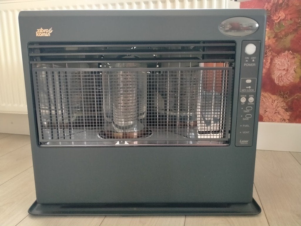 ZIBRO Kamin SRE250 Laserkachel – Weinig gebruikt + 2e tankje, Ophalen, Overige brandstoffen, Petroleumkachel, Zo goed als nieuw