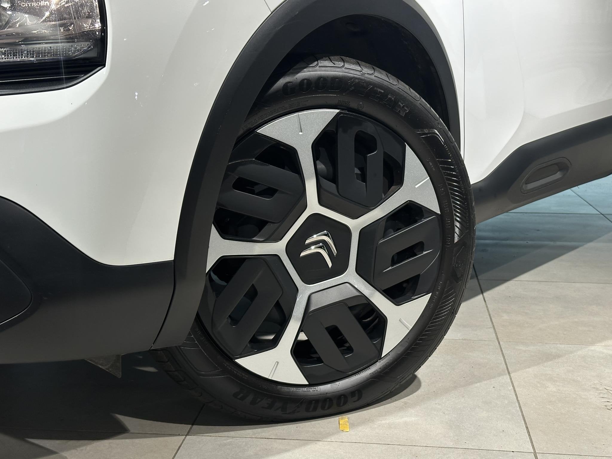 Citroen C4 X 1.2 Puretech 100 You | Parkeersensoren | Apple, Voorwielaandrijving, 12 maanden, Gebruikt, Euro 6