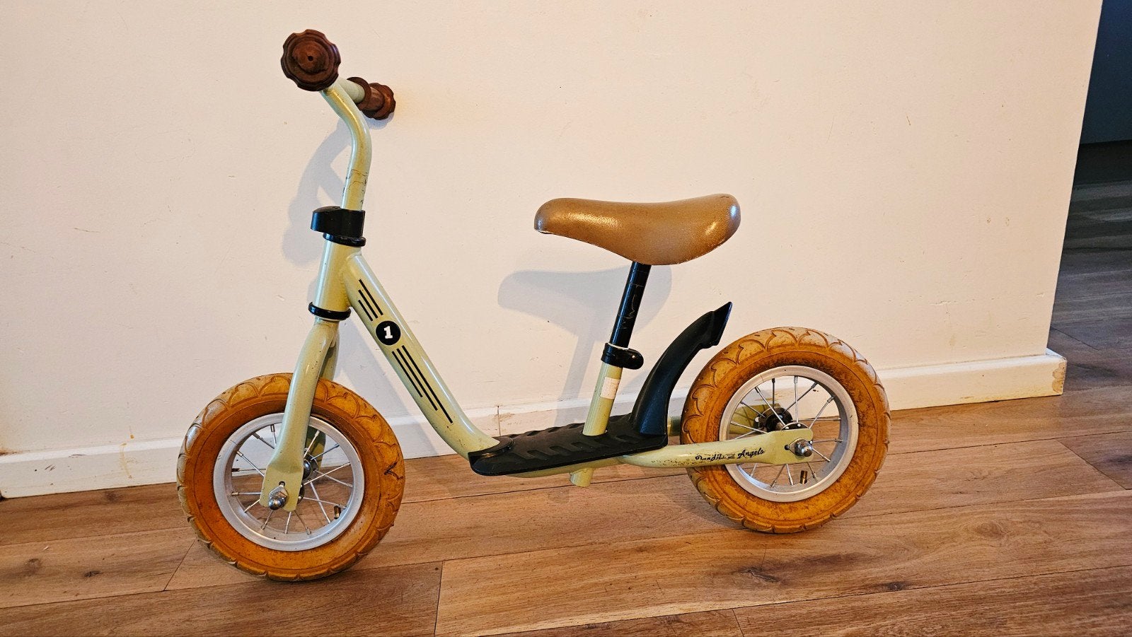 Loopfiets Kinderen | Zeer goede staat | Bandits & Angels, Fietsen en Brommers, Ophalen, Zo goed als nieuw, Minder dan 16 inch