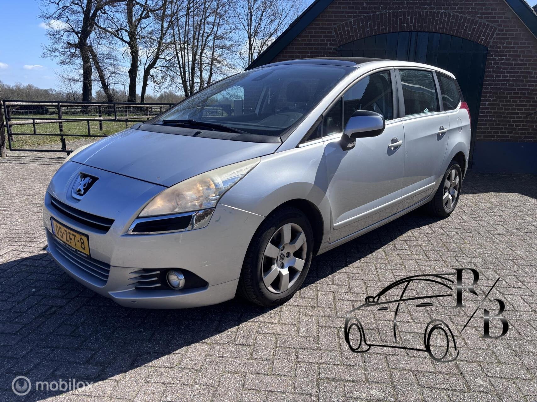 Peugeot 5008 1.6 THP ST 7 PERSOONS APK AIRCO CRUISE, Auto's, Voorwielaandrijving, Euro 5, Stof, Gebruikt