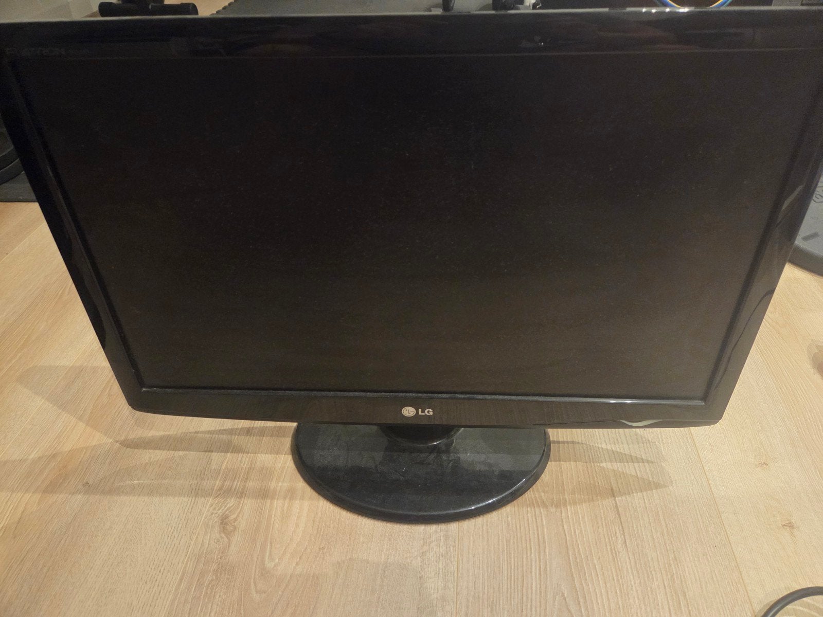 LG Flatron W2343T-PF Monitor - Goede staat, Ophalen, Gebruikt, LG