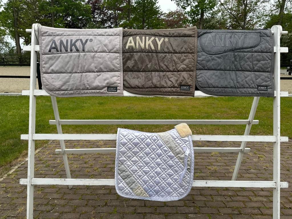 Dekjes dressuur full Anky Eskadron, Dieren en Toebehoren, Paarden en Pony's | Dekens en Dekjes, Gebruikt, Dressuurdekje, Anky
