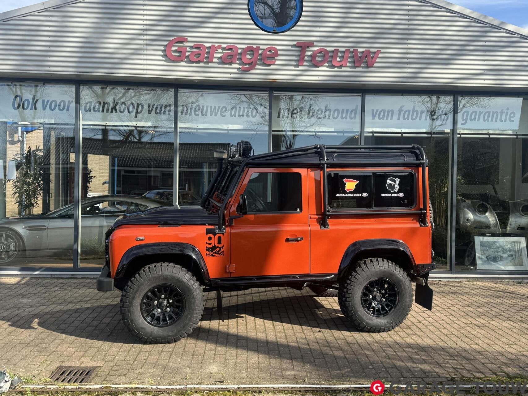 Land Rover Defender 2.2 D SW 90" Adventure+ Limited Edition, Euro 5, Gebruikt, Elektrische ramen, 4 cilinders