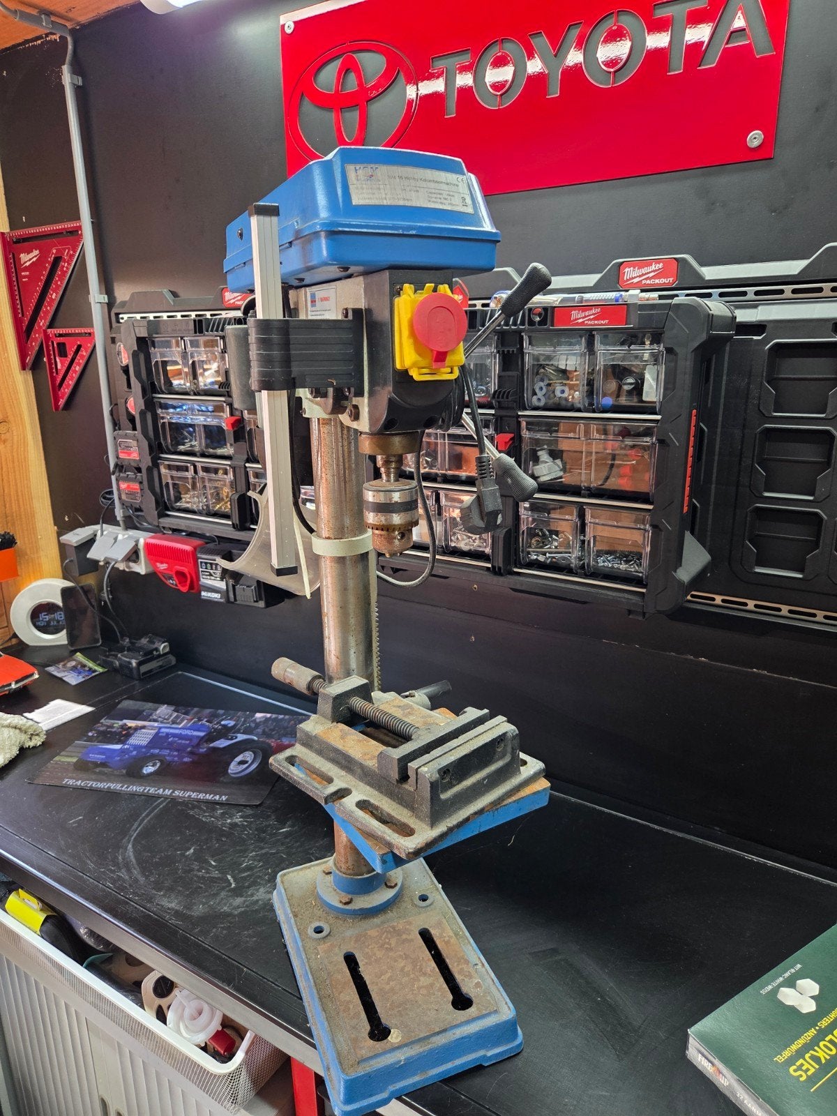 Kolomboormachine merk HBM, Doe-het-zelf en Verbouw, Gereedschap | Boormachines, Ophalen, Gebruikt, Minder dan 400 watt, Kolomboormachine