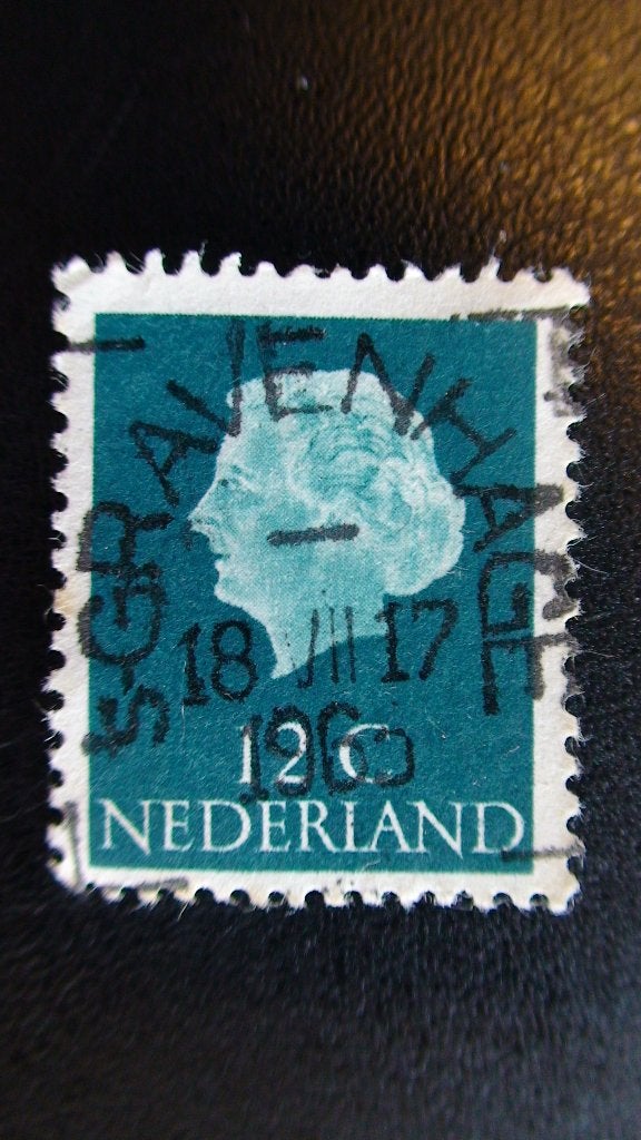 Te koop koningin juliana 12 cent nl 776 ontwerper harts sl, Ophalen of Verzenden, Na 1940, Gestempeld