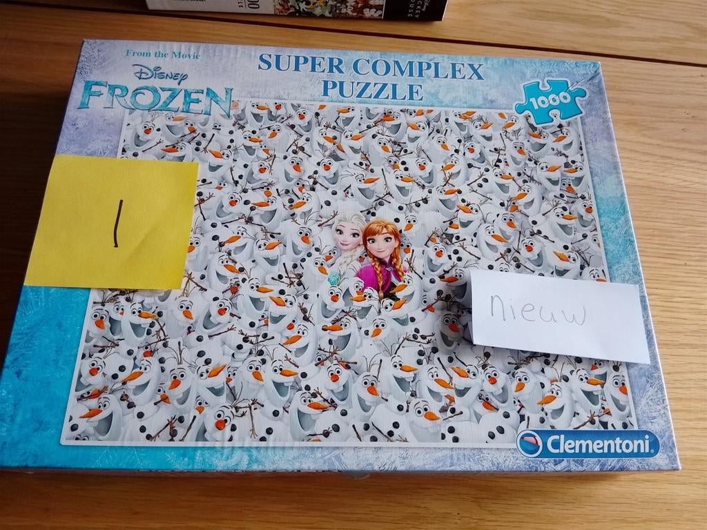 Disney puzzels (1), Ophalen of Verzenden, 500 t/m 1500 stukjes, Zo goed als nieuw, Legpuzzel
