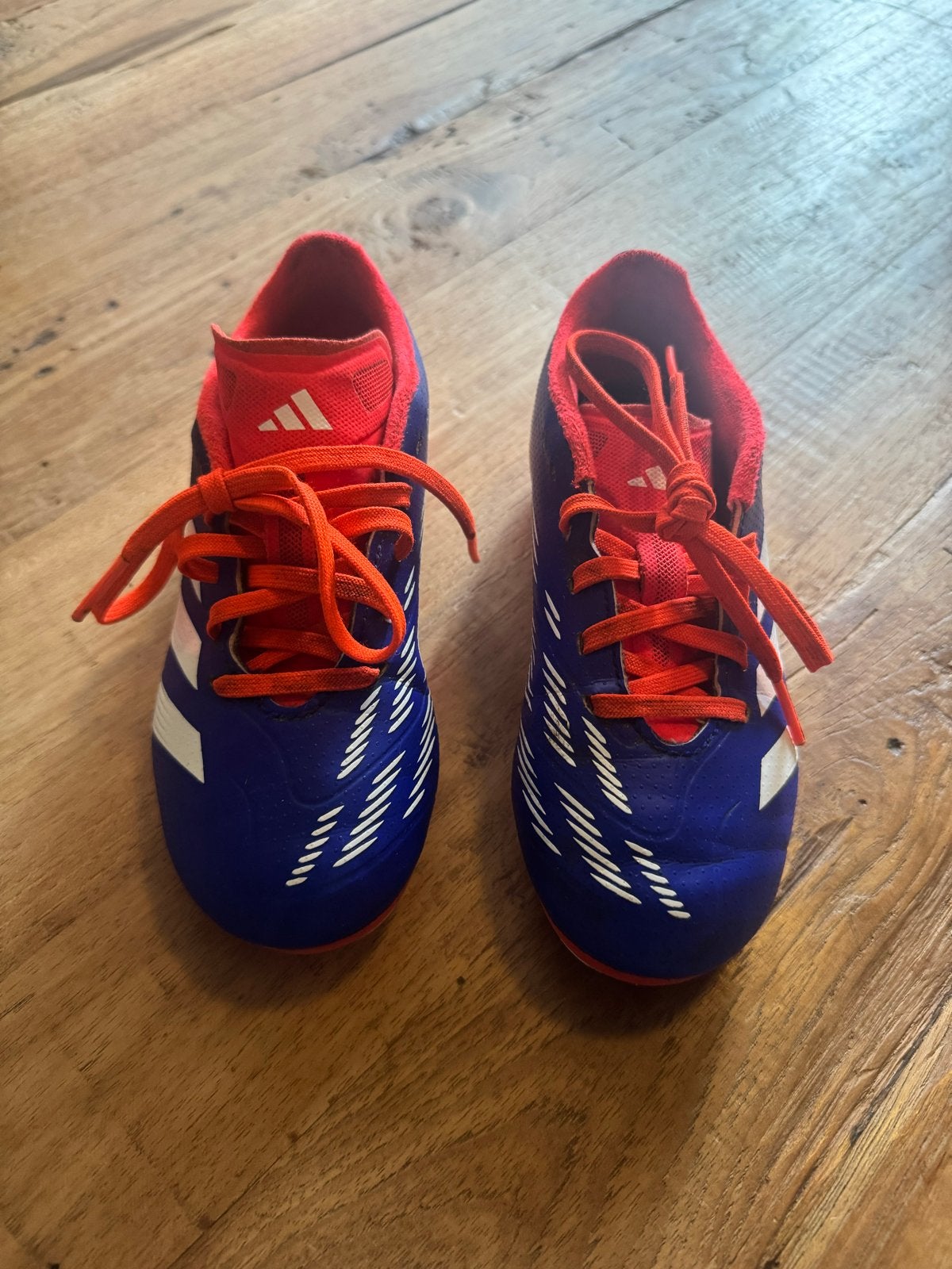 Adidas Predator voetbalschoenen - Maat 31, Ophalen of Verzenden, Gebruikt, Schoenen