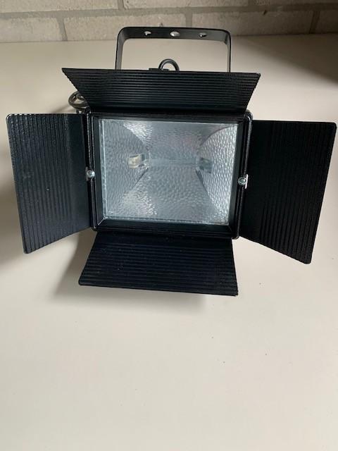 Schijnwerper, Ophalen, Zo goed als nieuw, 200 tot 500 watt, Lamp met armatuur