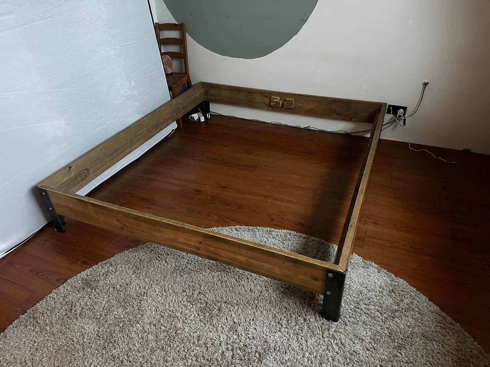 Houten bedframe 210x180 cm met lattenbodem, Huis en Inrichting, Ophalen, Gebruikt, 210 cm, Tweepersoons
