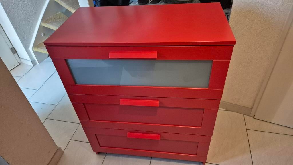 Rode ladekast met 3 laden - Zo goed als nieuw, Huis en Inrichting, Kasten | Ladekasten, Ophalen, 50 tot 100 cm, Zo goed als nieuw