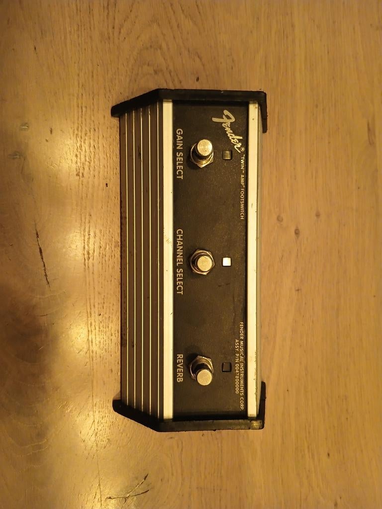 Fender Twin Amp Footswitch, Ophalen, Gebruikt, Reverb