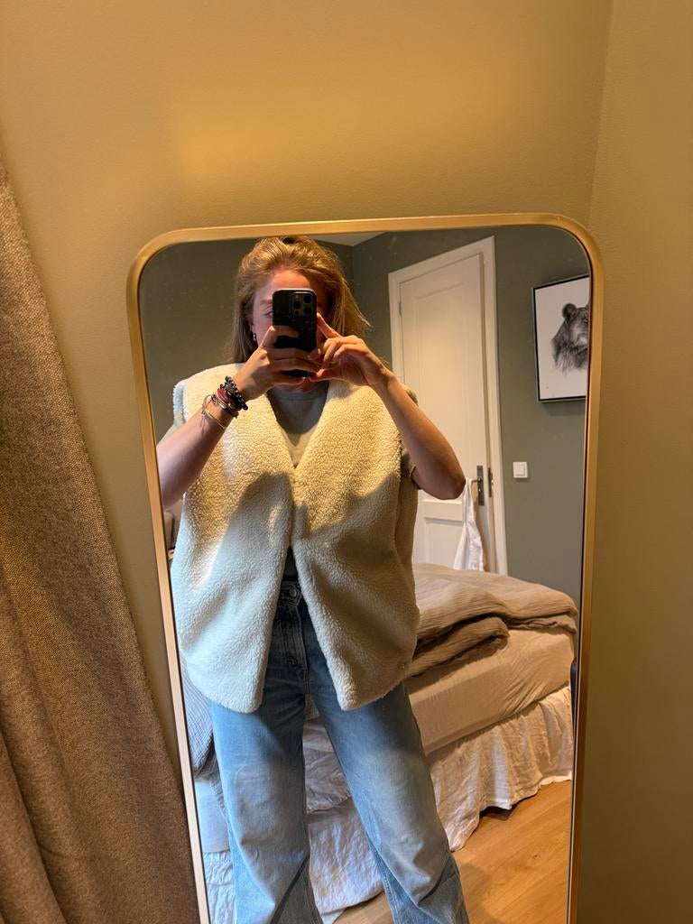 Loavies fake fur gilet - One size, Ophalen of Verzenden, Zo goed als nieuw, Maat 38/40 (M), Beige