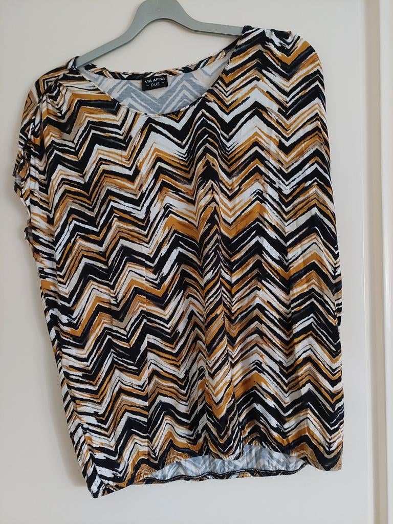 Leuk shirt van via appia due 42, Bruin, Maat 42/44 (L), Ophalen of Verzenden, Korte mouw