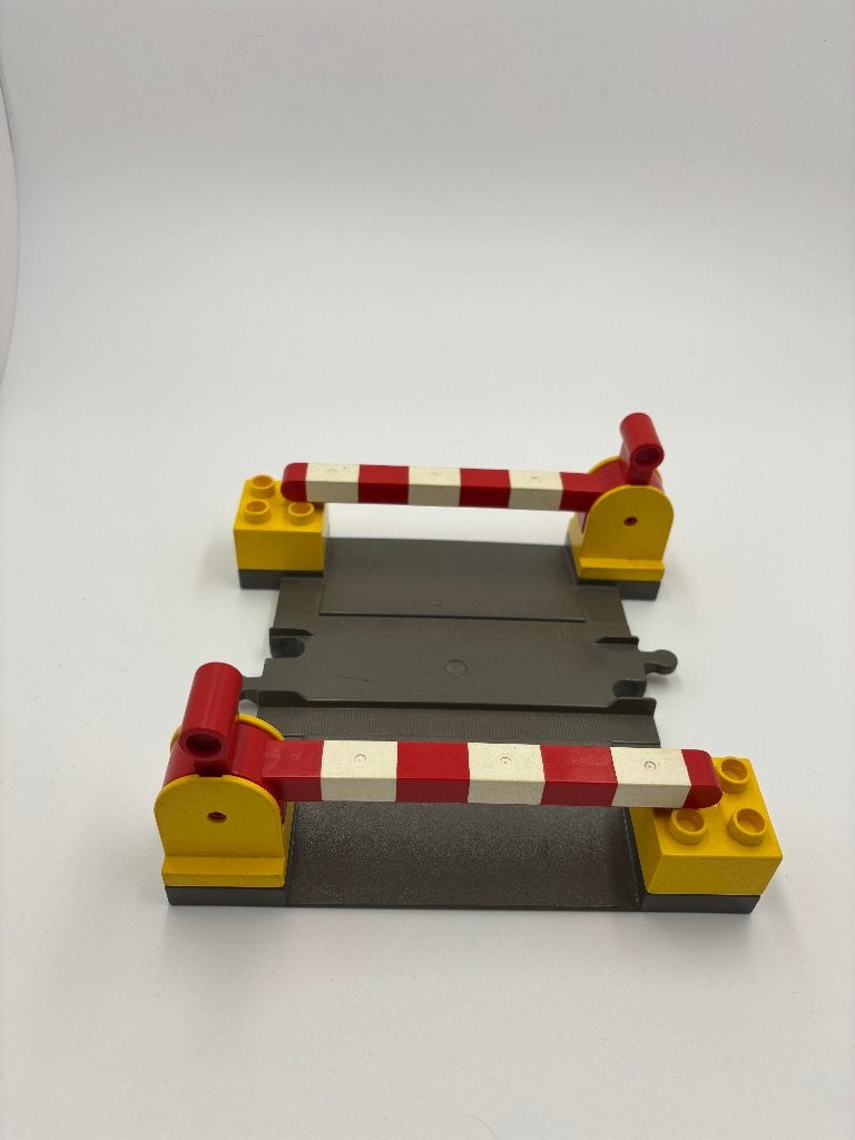 2740 Level Crossing – DUPLO Spoorwegovergang, Gebruikt, Overige thema's, Ophalen of Verzenden, Compleet