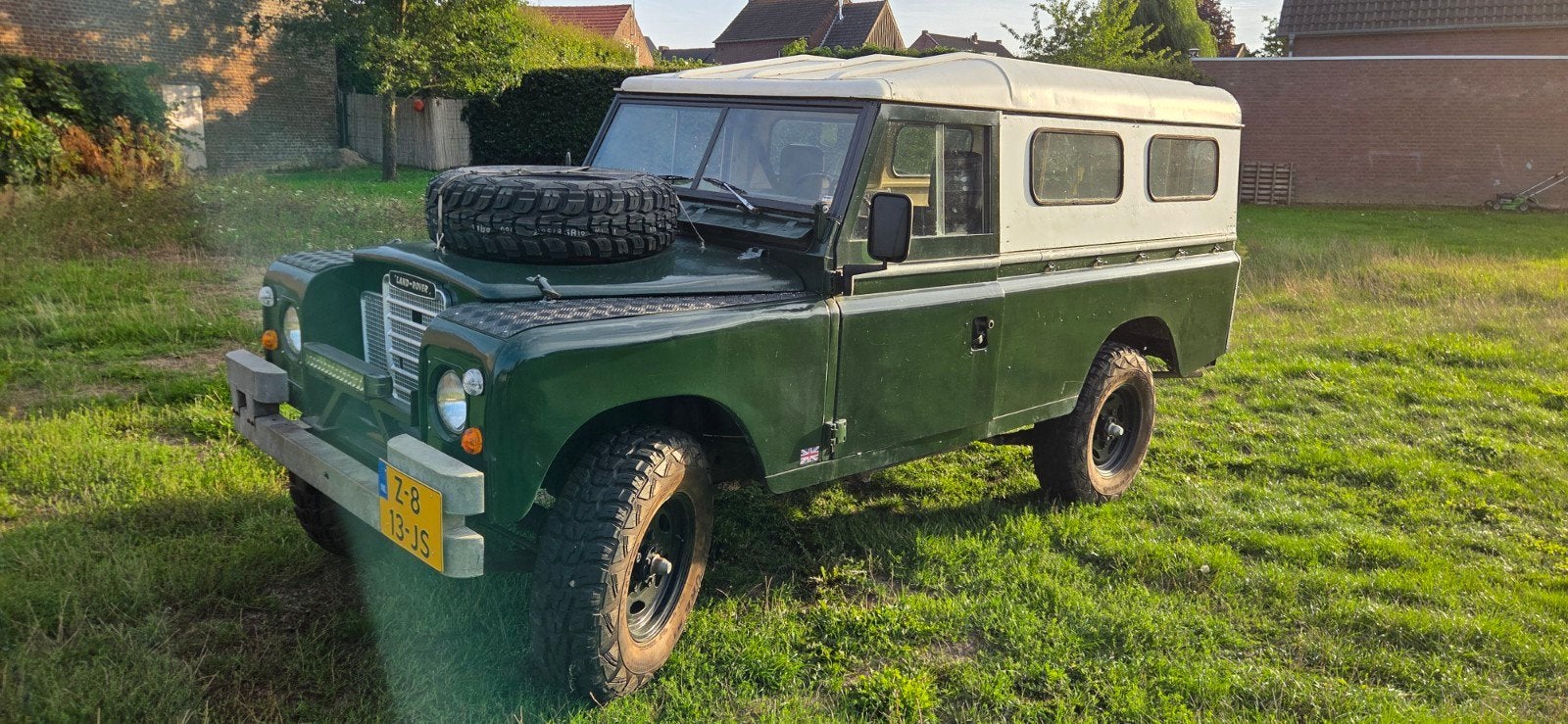 Land Rover 109 series 3, belastingvrij, Auto's, Trekhaak, Zwart, 4 cilinders, 1820 kg
