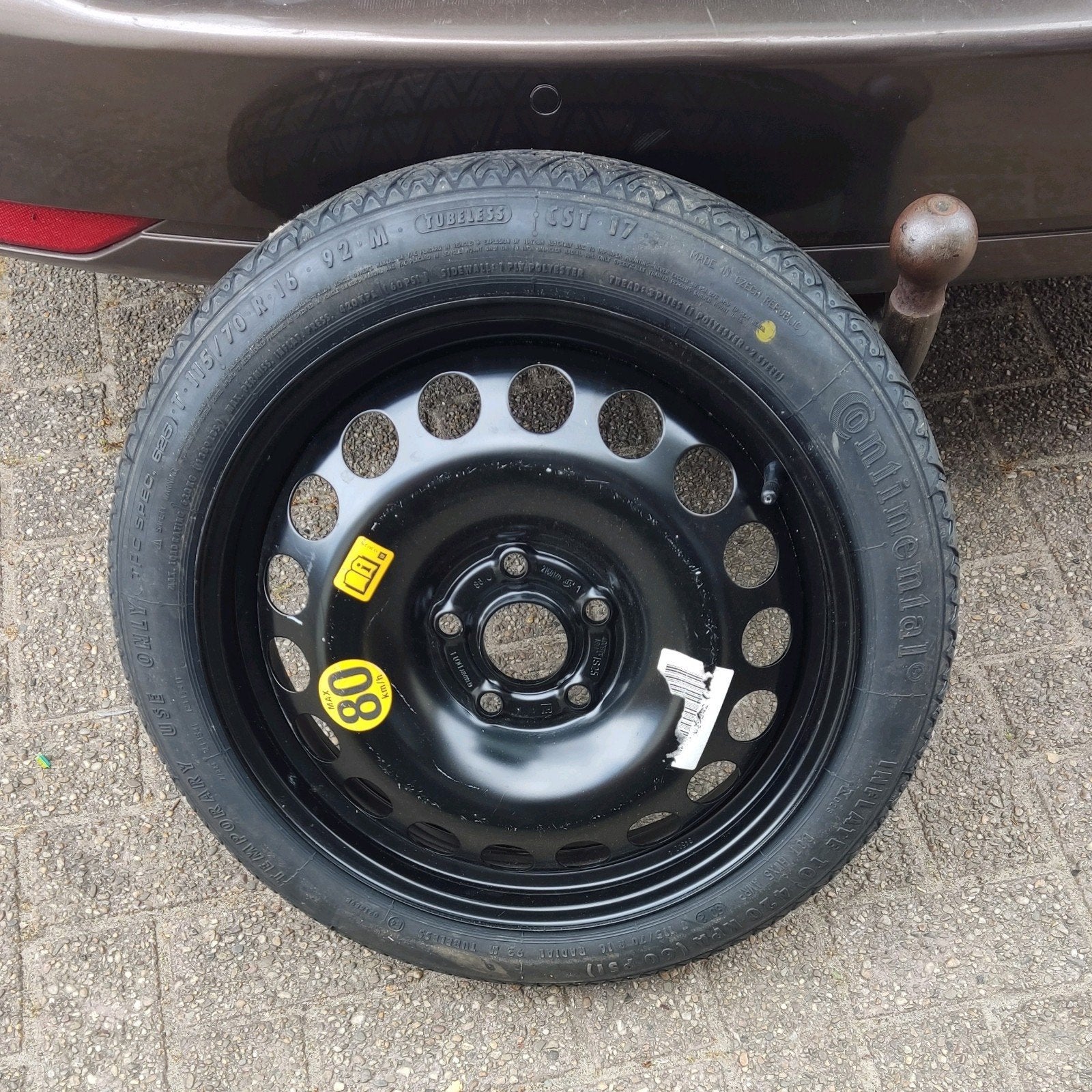 Nieuwe Continental thuiskomer 115/70 R16, Ophalen of Verzenden, Zo goed als nieuw