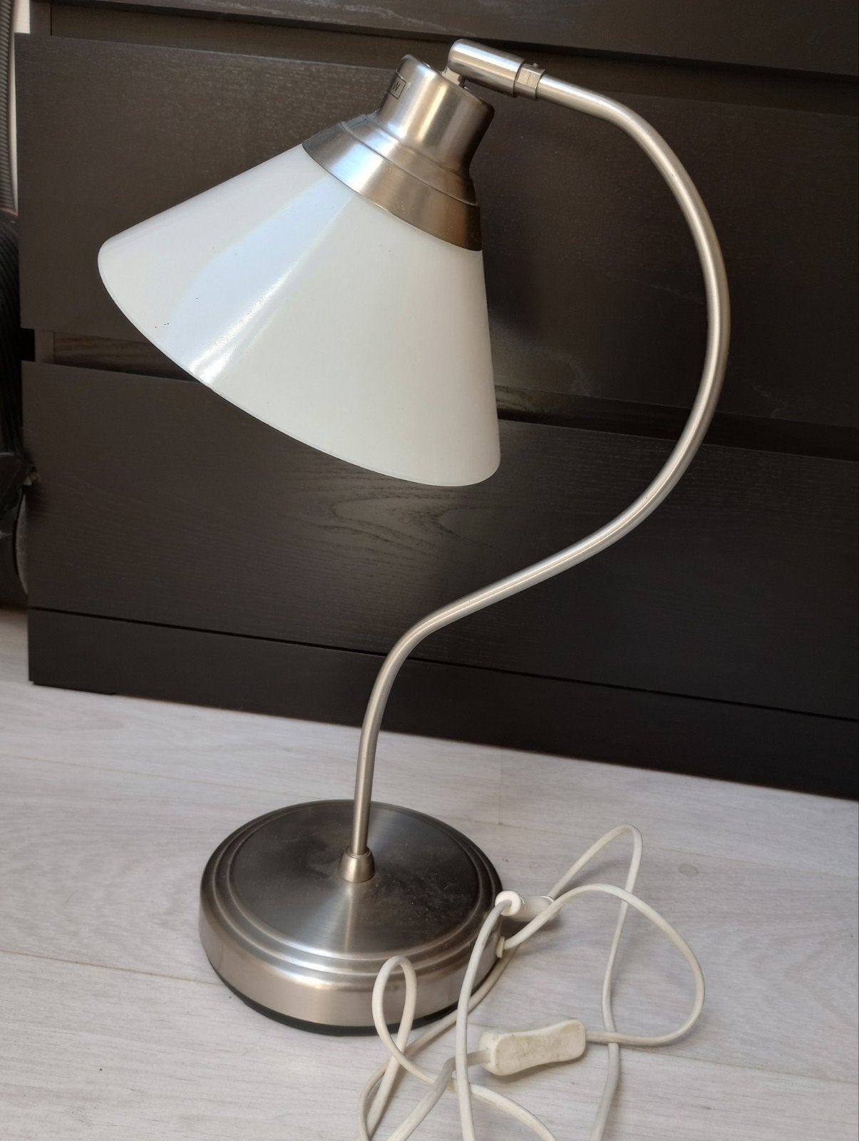 Ikea bureau lamp, Ophalen