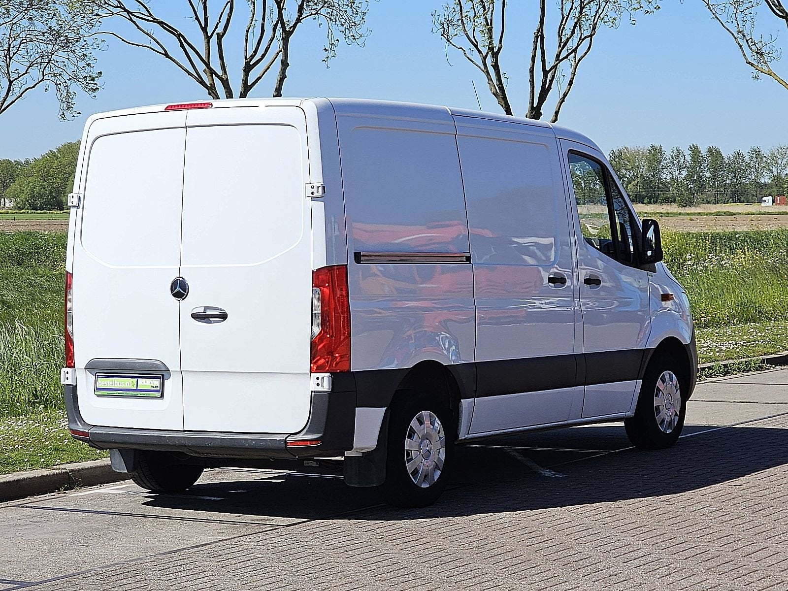 MERCEDES-BENZ SPRINTER 311 l1h1 mbux euro6 ac!, Auto's, Voorwielaandrijving, Gebruikt, Euro 6, 4 cilinders